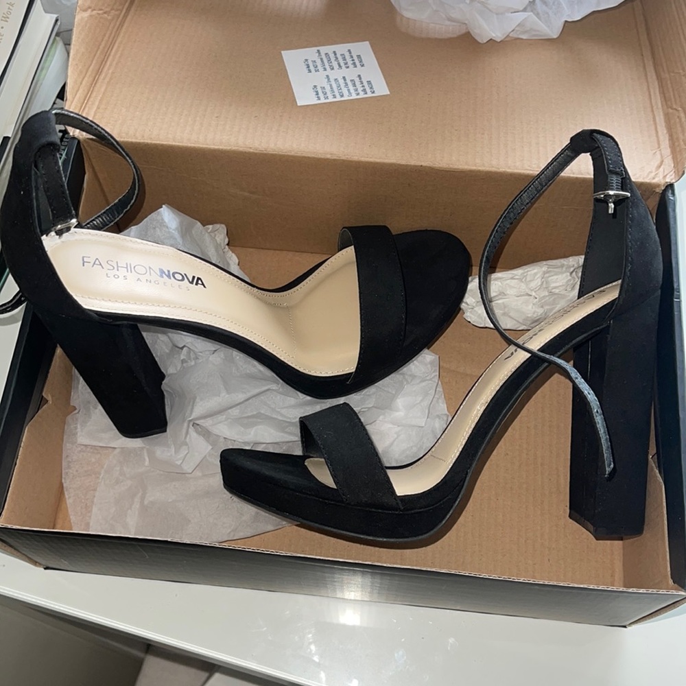 Fashion Nova Platform Sandals